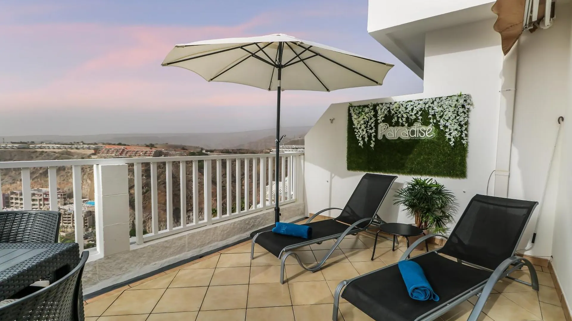 Bright Amadores Seaview Apartment Puerto Rico